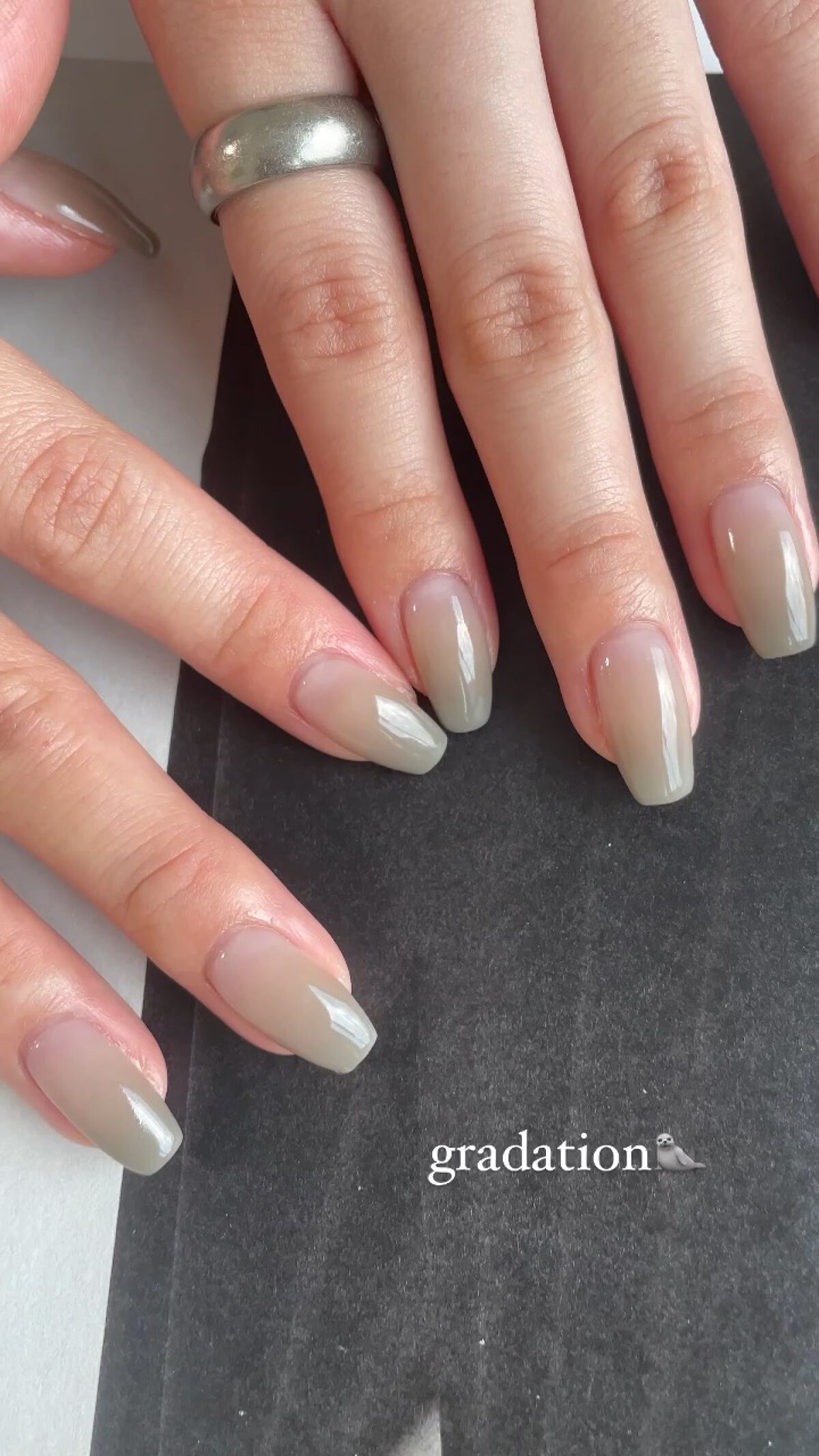 #ジェルネイル,#セルフネイル,#ビジューネイル,#結婚式ネイル,#ワンホンネイル,#キラキラネイル,#オタクネイル,#newネイルのネイルデザイン