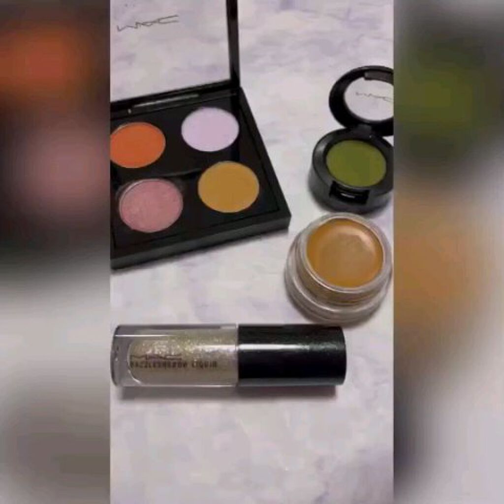 スモール アイシャドウ/M・A・C/単色アイシャドウの動画クチコミ3つ目