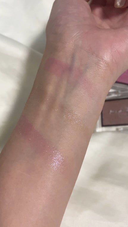 アディクション ザ ブラッシュ パール/ADDICTION/パウダーチークの人気ショート動画