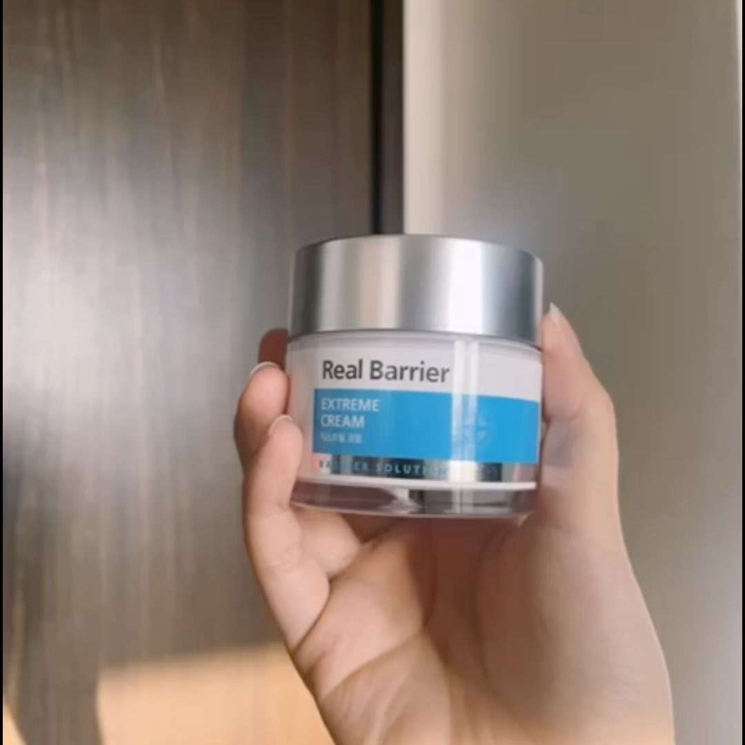 インテンスモイスチャーヒアルロニッククリーム/Real Barrier/フェイスクリームを使ったクチコミ（3枚目）