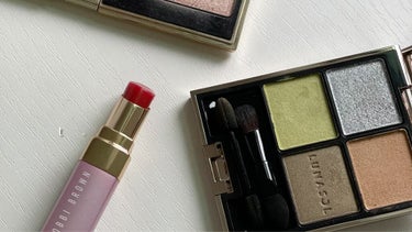 エクストラ リップ ティント L04 ベアラズベリー（グロウイング ピンクデザイン）/BOBBI BROWN/口紅を使ったクチコミ（1枚目）