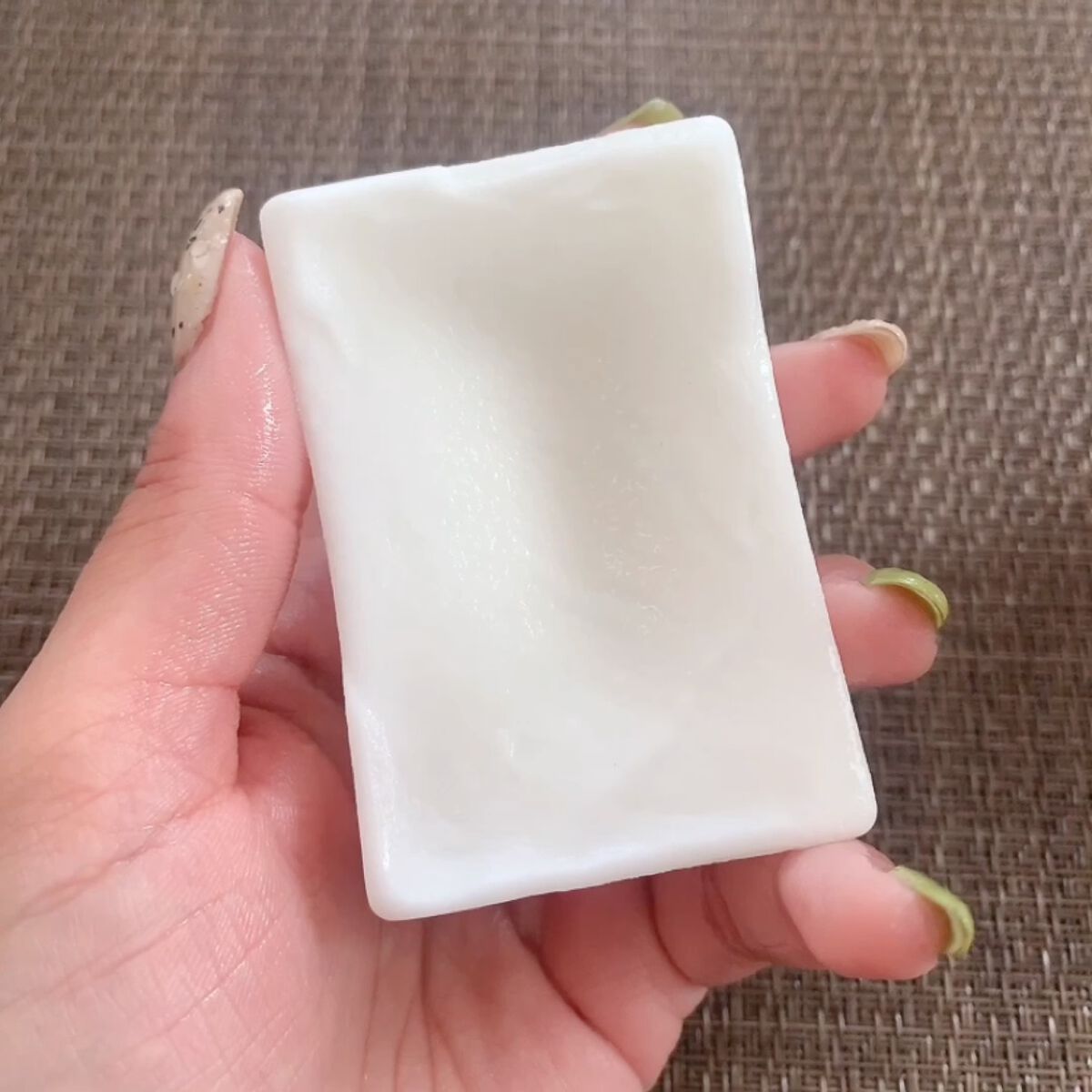 the BAR ソリッドシャンプー/マックス/市販シャンプーの動画クチコミ3つ目