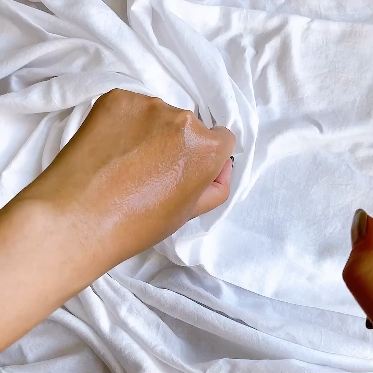 ダルバ ホワイトトリュフファーストスプレーセラム/ダルバ/ミスト状化粧水を使ったクチコミ（3枚目）