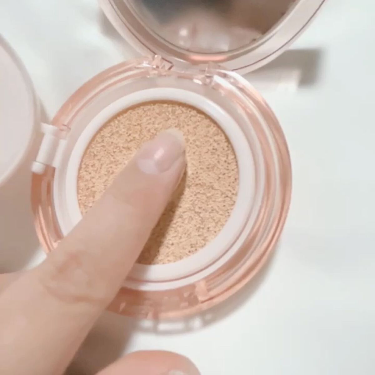 スキンケア ウォーターロッククッション　/A’pieu/クッションファンデーションの動画クチコミ4つ目