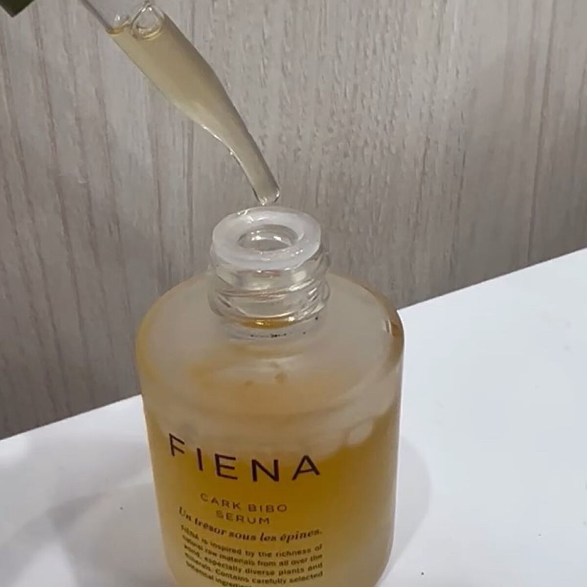 カークビボーセラム/FIENA/美容液を使ったクチコミ（2枚目）