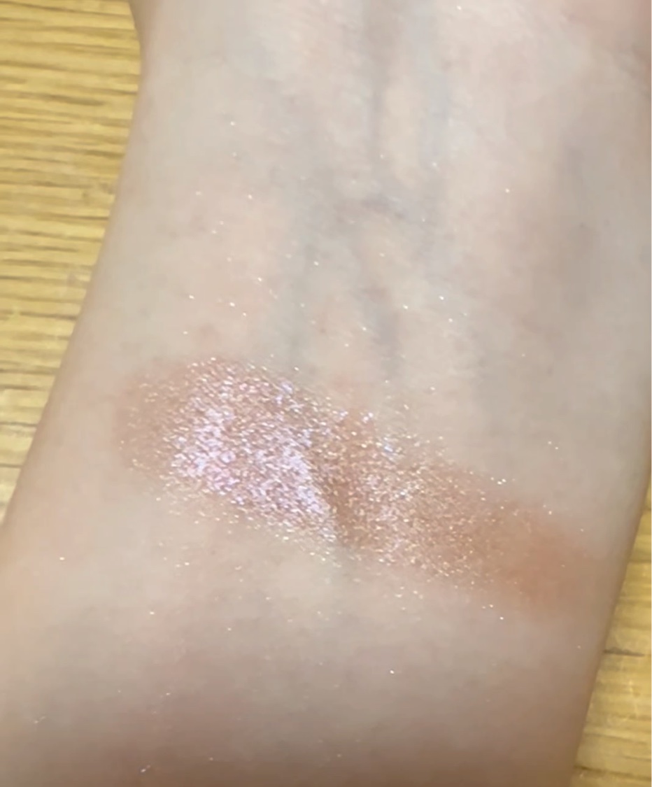 ルミナイジング カラー アイズ/SNIDEL BEAUTY/ジェル・クリームアイシャドウの動画クチコミ5つ目