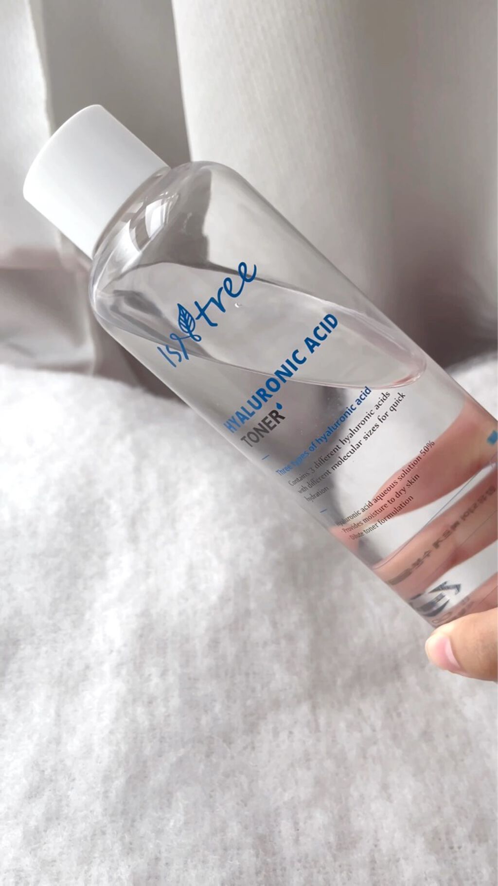 ヒアルロン酸トナー/Isntree/化粧水の動画クチコミ4つ目