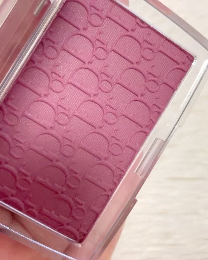 ロージー グロウ/Dior/パウダーチークの動画クチコミ2つ目