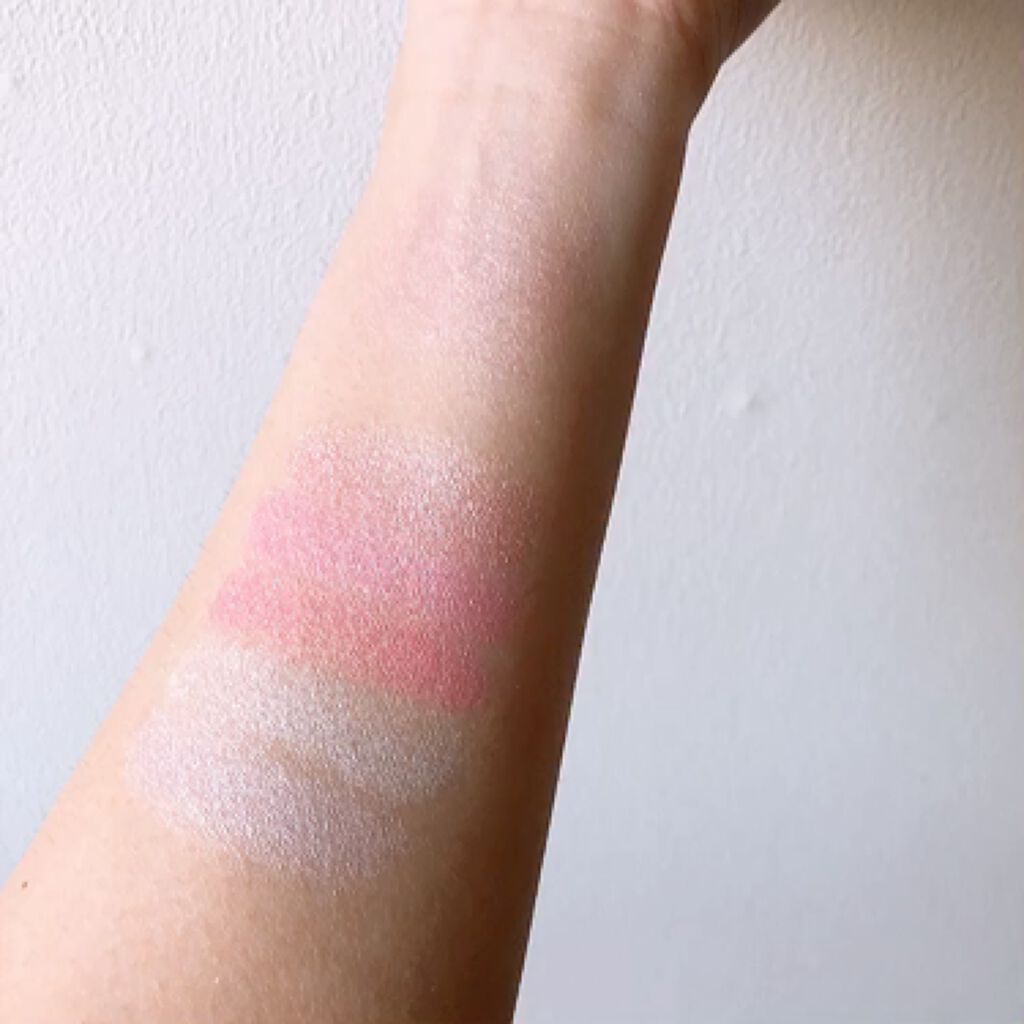 ハートハイライター エンジェルハート/MAKEUP REVOLUTION/パウダーハイライトの動画クチコミ2つ目