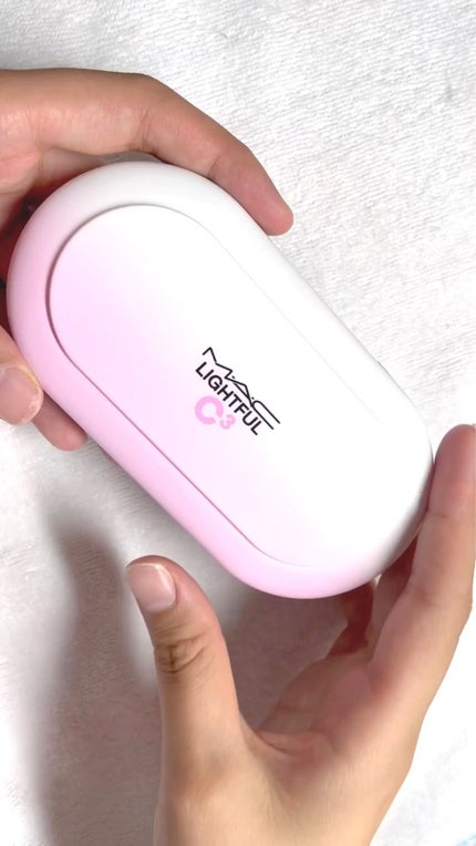 ライトフル C3 ナチュラル シルク パウダーファンデーション/M・A・C/パウダーファンデーションの人気ショート動画