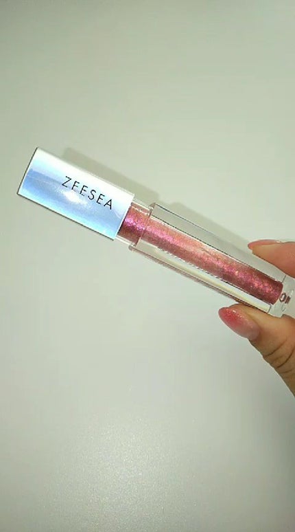 ダイヤモンドシリーズ 星空リキッドアイシャドウ/ZEESEA/リキッドアイシャドウの人気ショート動画