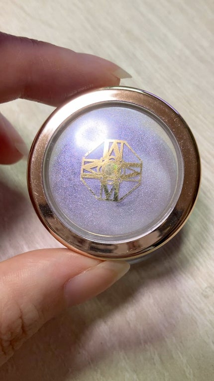 アイシャドウ/ONLY MINERALS/単色アイシャドウの人気ショート動画