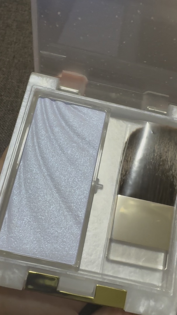 ドレープド シマーグロウ/excel/パウダーハイライトの動画クチコミ3つ目