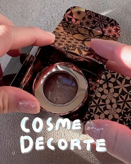 アイグロウ ジェム/DECORTÉ/ジェル・クリームアイシャドウの人気ショート動画