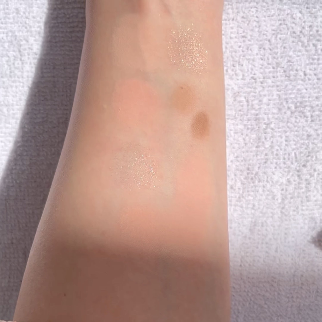 ジューシーラスティングティント/rom&nd/リップティントを使ったクチコミ（3枚目）