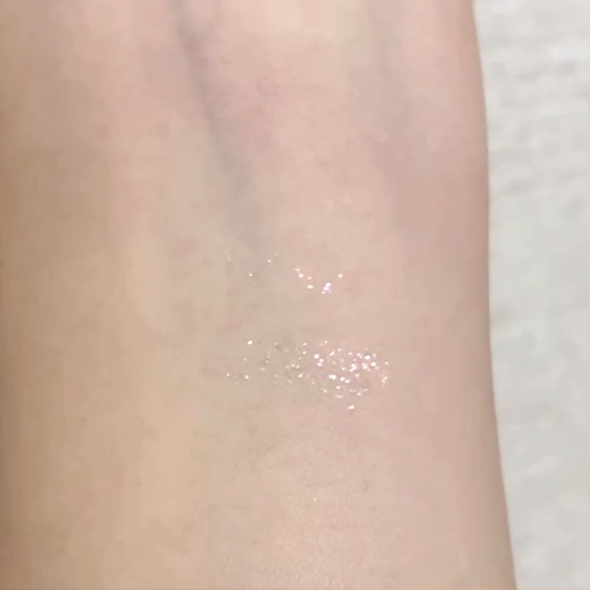 グリッター イルミネーションライナー R/CipiCipi/リキッドアイライナーを使ったクチコミ（2枚目）