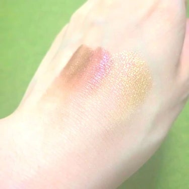 BLITZ ASTRAL QUAD RITUALISTIC ROSE/PAT McGRATH LABS/パウダーアイシャドウを使ったクチコミ（3枚目）