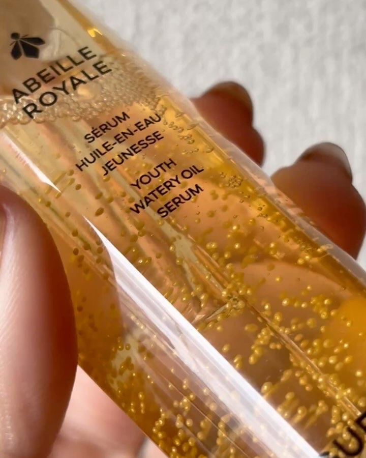 アベイユ ロイヤル ウォータリー オイル セロム/GUERLAIN/美容液を使ったクチコミ（3枚目）