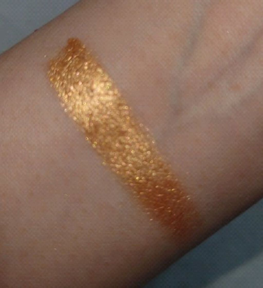 ダズルシャドウ エクストリーム/M・A・C/単色アイシャドウを使ったクチコミ（3枚目）