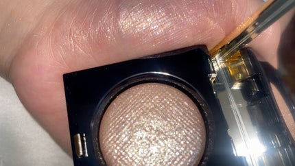 リュクスアイシャドウ/BOBBI BROWN/単色アイシャドウの人気ショート動画