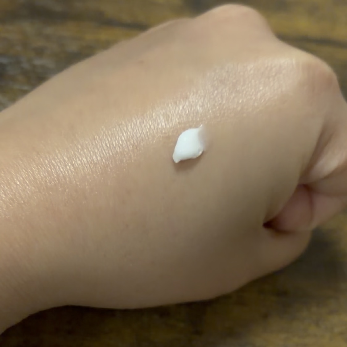 ダルバ ホワイトトリュフナリシングハンドセラムインクリームのクチコミ「powderroomさんのモニターに当選して、
ダルバさんのホワイトトリュフナリシングハンドセ.....」（3枚目）