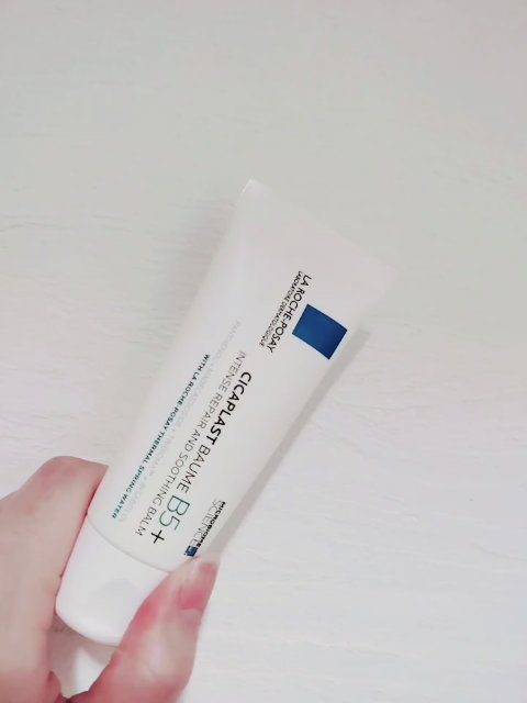  シカプラスト ボーム B5【海外版】/LA ROCHE POSAY(海外)/フェイスクリームの動画クチコミ5つ目