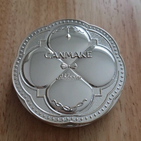 マシュマロフィニッシュパウダー　～Abloom～/キャンメイク/プレストパウダーの人気ショート動画