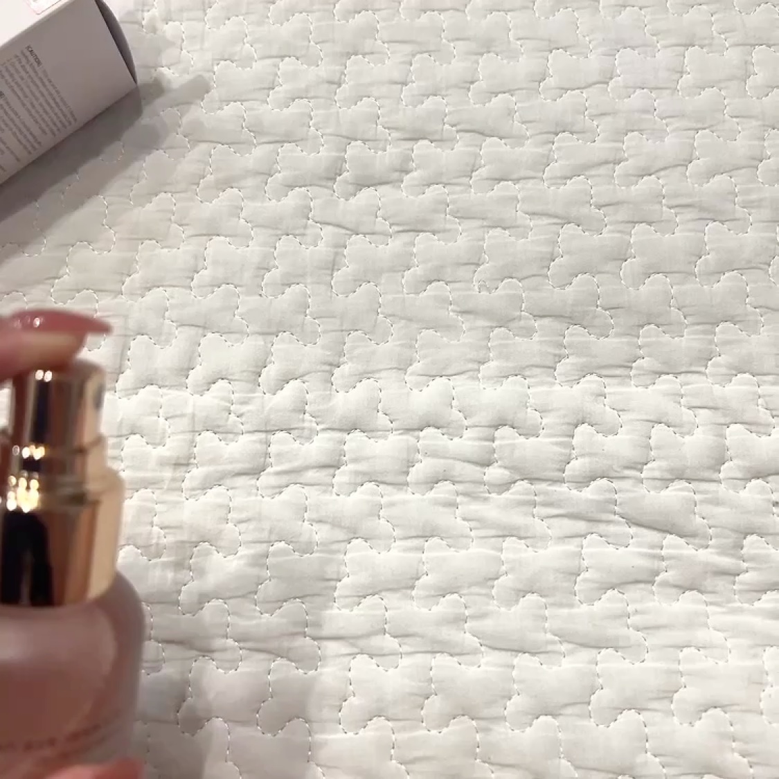 ダルバ ホワイトトリュフバイタルスプレーセラム/ダルバ/ミスト状化粧水を使ったクチコミ（2枚目）