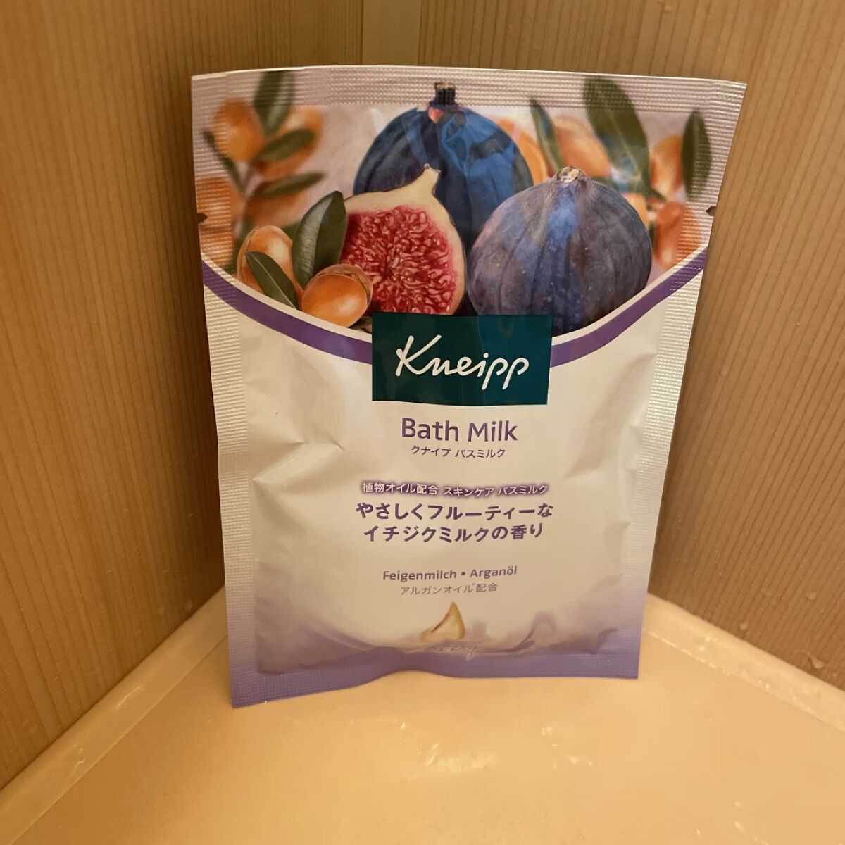 バスミルク イチジクミルクの香り/クナイプ/保湿系入浴剤の動画クチコミ1つ目