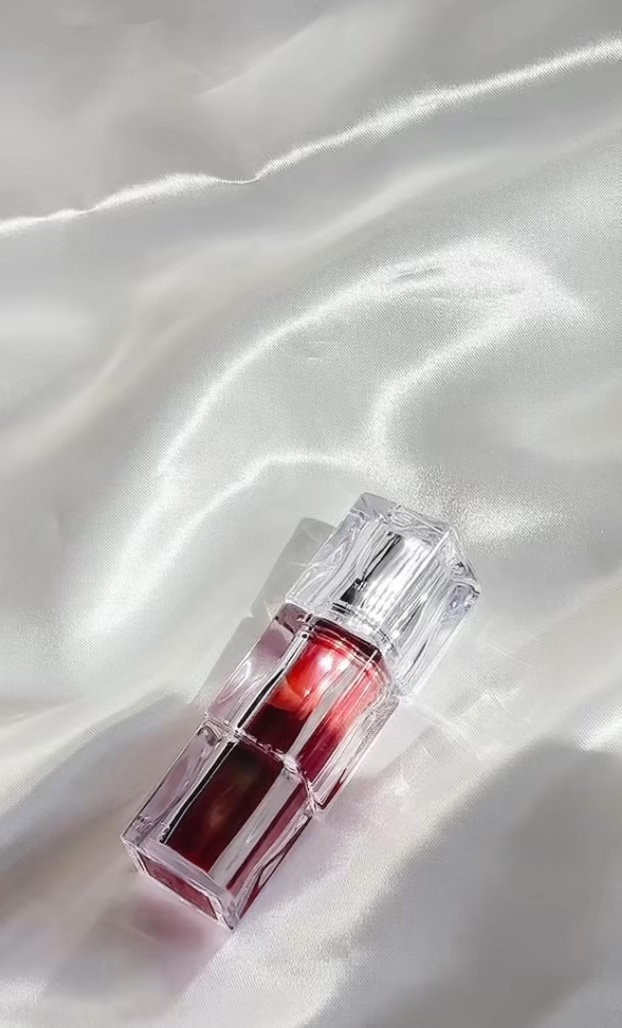 ウォーターリズムグロウティント/TIRTIR(ティルティル)/リップティントの動画クチコミ3つ目