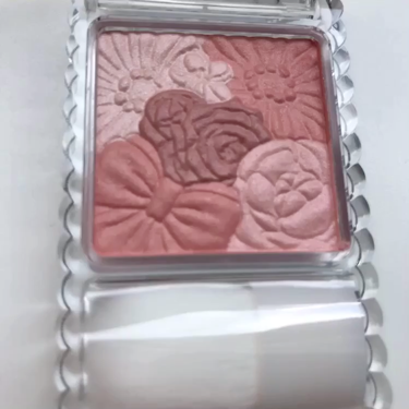 グロウフルールチークス 11 チャイフルール/キャンメイク/パウダーチークを使ったクチコミ（2枚目）