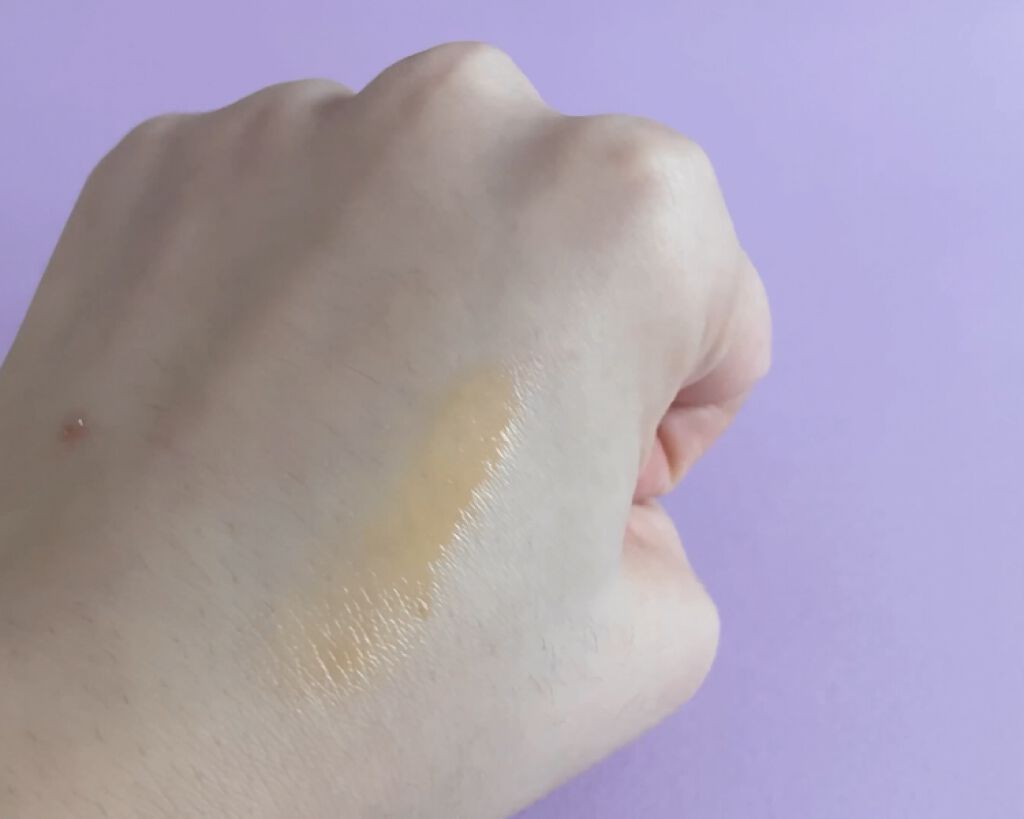 38℃/99℉ LIPSTICK  ＜YOU＞/UZU BY FLOWFUSHI/口紅を使ったクチコミ（3枚目）