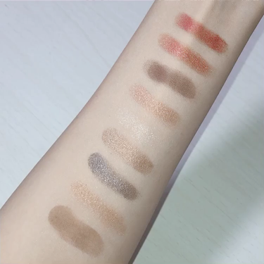 UR GLAM　BLOOMING EYE COLOR PALETTE/U R GLAM/パウダーアイシャドウを使ったクチコミ（3枚目）