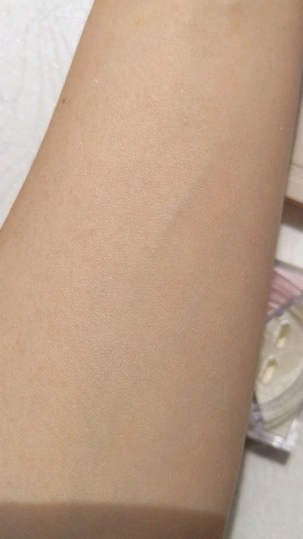 トリニタス グロウ パウダー/Visée/ルースパウダーの動画クチコミ1つ目