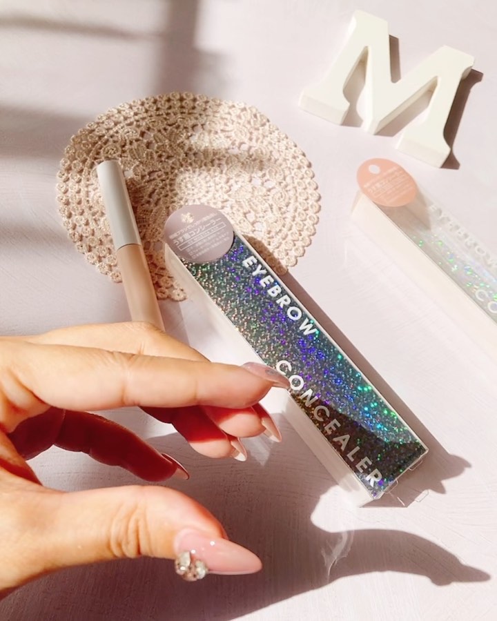 うす眉コンシーラー 01 ミルクティピンク/Kirei&co./眉マスカラを使ったクチコミ（3枚目）