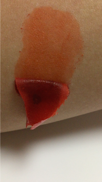 Long Lasting Lip Color/ROMANTIC RED ROSES/口紅を使ったクチコミ（3枚目）