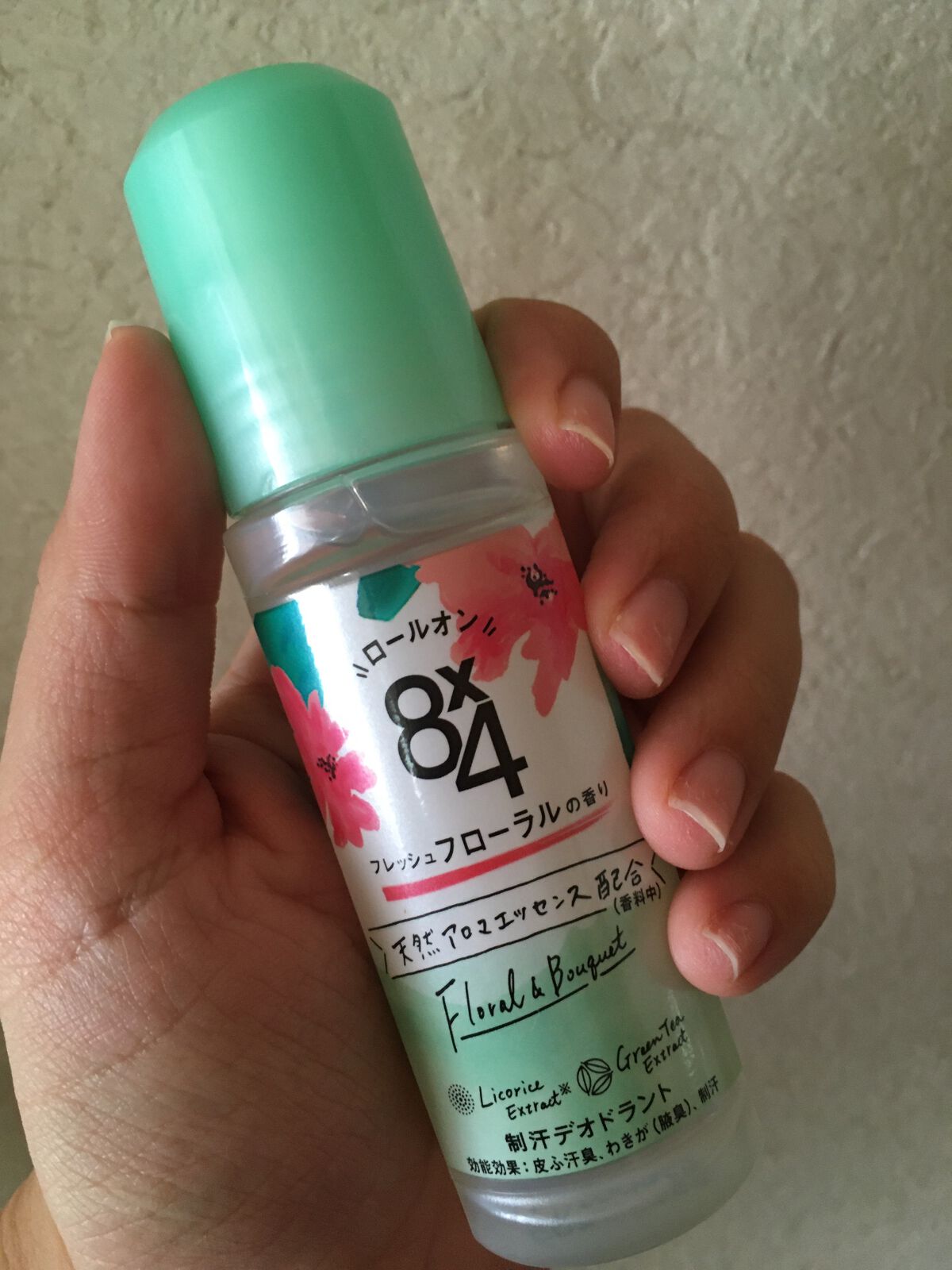ロールオン フレッシュフローラルの香り/８ｘ４/デオドラント・制汗剤を使ったクチコミ（1枚目）