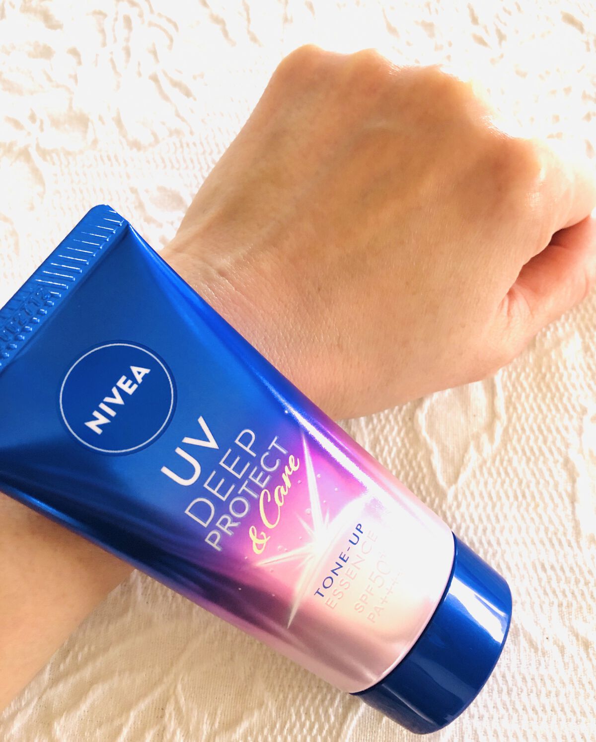ニベアUV ディープ プロテクト＆ケア トーンアップ エッセンス/ニベア/日焼け止めローションを使ったクチコミ（1枚目）