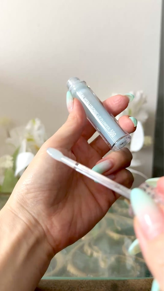 リアルヒアルロニックリッププランパー500/Wellage/リッププランパーの動画クチコミ2つ目