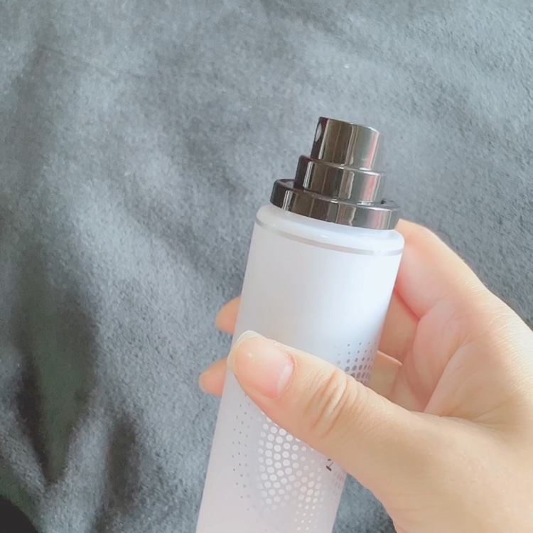 PRAMY メイクアップセッティングミスト マットタイプ/PRAMY/フィックスミストを使ったクチコミ（3枚目）