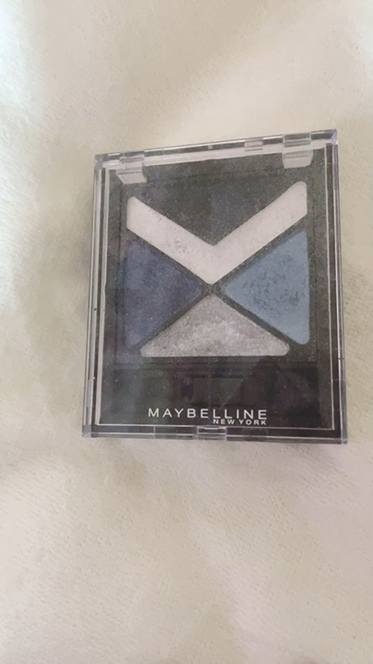 ハイパーダイヤモンド シャドウ/MAYBELLINE NEW YORK/アイシャドウパレットの動画クチコミ1つ目