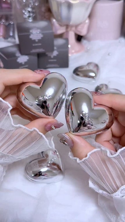 シルバーパース ムースクリーム リップ&チーク/oiad/ジェル・クリームチークの人気ショート動画