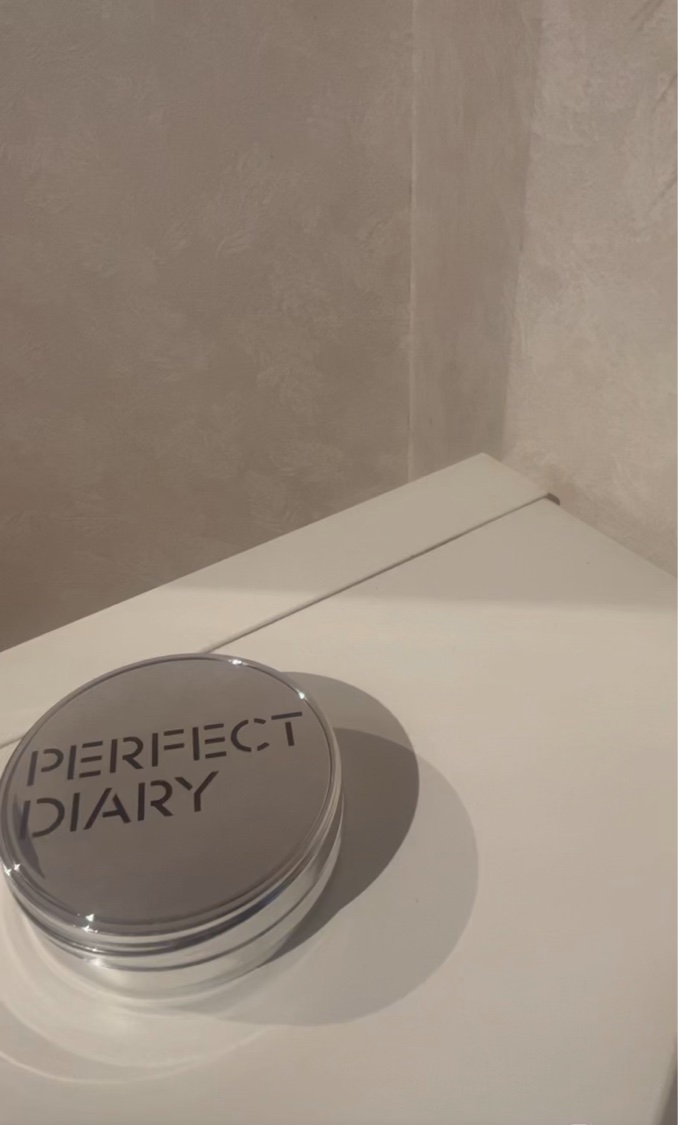 エッセンスコンシーリング UV クッションファンデーション/PERFECT DIARY/クッションファンデーションを使ったクチコミ（2枚目）