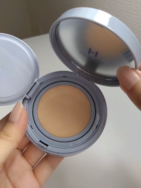 セカンドスキンメッシュマットクッション/hince/クッションファンデーションの動画クチコミ2つ目