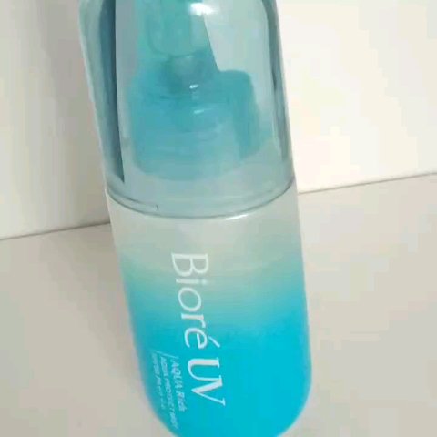 ビオレUV アクアリッチ アクアプロテクトミスト/ビオレ/日焼け止めミスト・スプレーの人気ショート動画