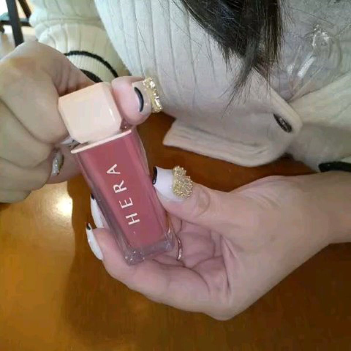 センシュアルスパイシーヌードグロス/HERA/リップグロスを使ったクチコミ（1枚目）