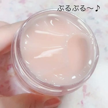 CLINIQUE モイスチャー サージ 72 ハイドレーターのクチコミ「
CLINIQUE
モイスチャー サージ72ハイドレーター
15ml  2000円
30ml .....」（3枚目）