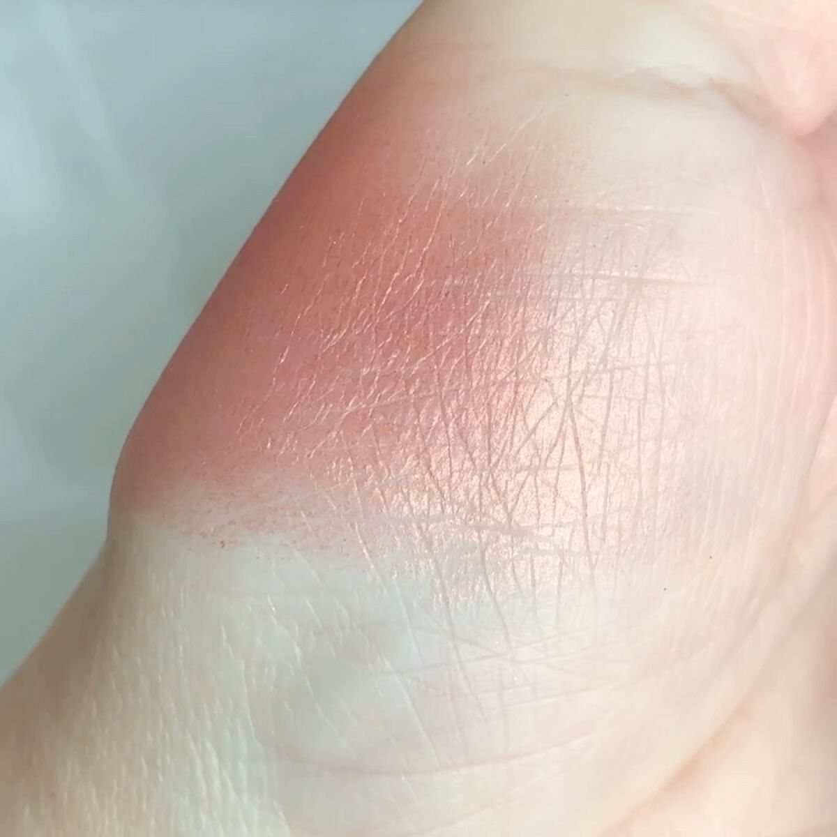 ジェン ヌード ブロンザー/bareMinerals/ブロンザーの動画クチコミ2つ目