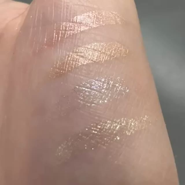 リキッドアイライナー ビジューグリッターエディション/ラブ・ライナー/リキッドアイライナーを使ったクチコミ（3枚目）