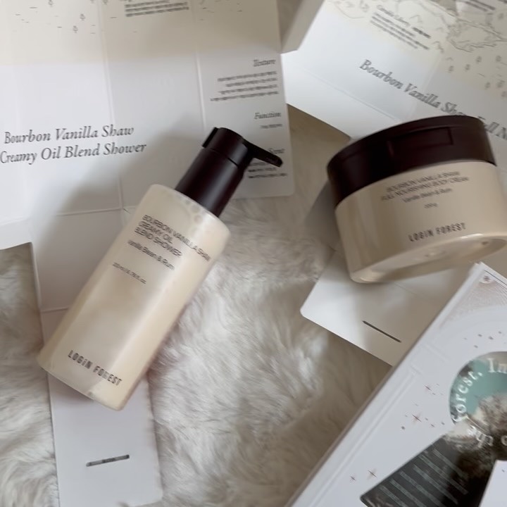 Login Forest バーボンバニラ ショウ フルナリッシング ボディクリームのクチコミ「⁡
⁡
上品なバーボンバニラの香りに包まれる
至福のバスタイム🛁
⁡
▫️LOG IN F.....」（2枚目）